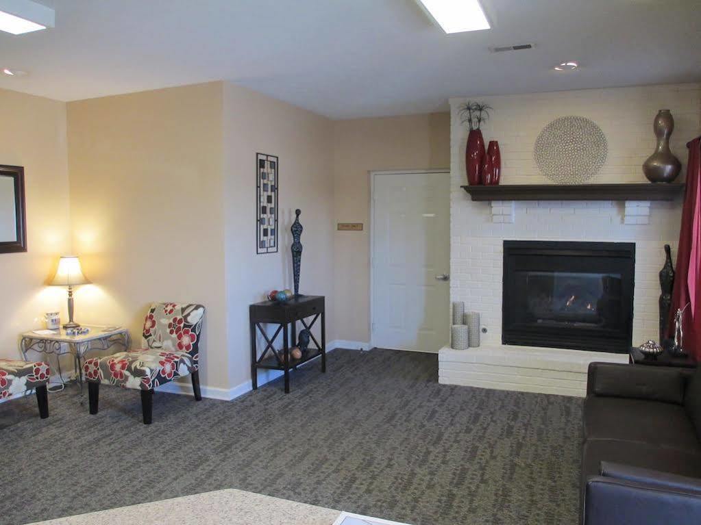 Charwood Aparthotel 3*